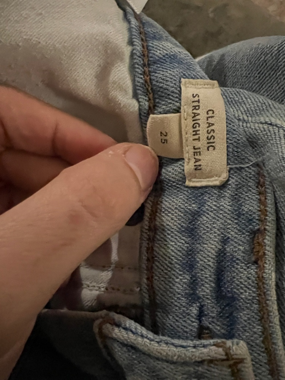 Madewell Classic Straight Jeans in Meadowland Wash size 25 - Picture 6 of 9